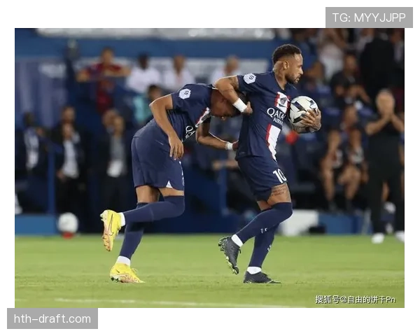 姆巴佩和内马尔的前队友回顾合作与挑战，球队内部秘辛逐渐浮出水面