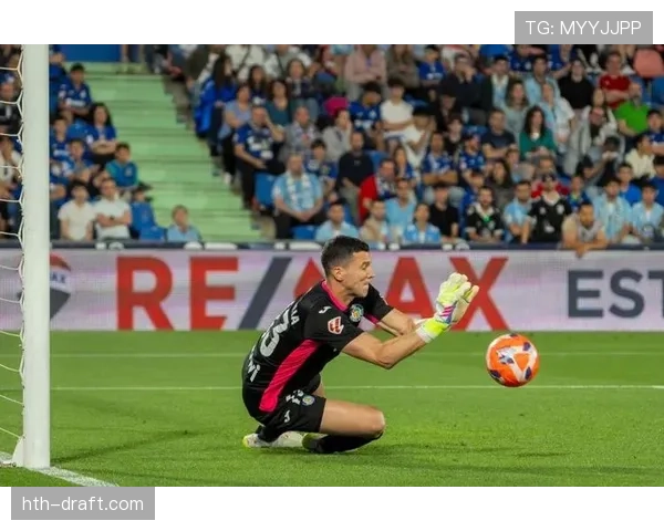 奥布拉克:超低失误与极致稳定的顶级门将解析 奥布拉克:超低失误与极致稳定的顶级门将解析