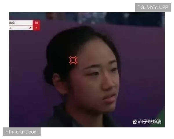 安洗莹快递小哥都认不出，赛场上的她居然还背着大牌包？