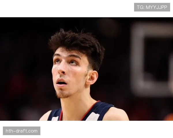 切特·霍姆格伦挡拆突破制造错位助球队提升内线得分效率